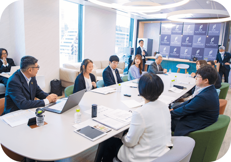 若手・女性社員×ミドル層社員×社外監査役 座談会の写真