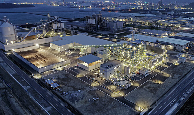 苅田バイオマス発電所の空撮写真